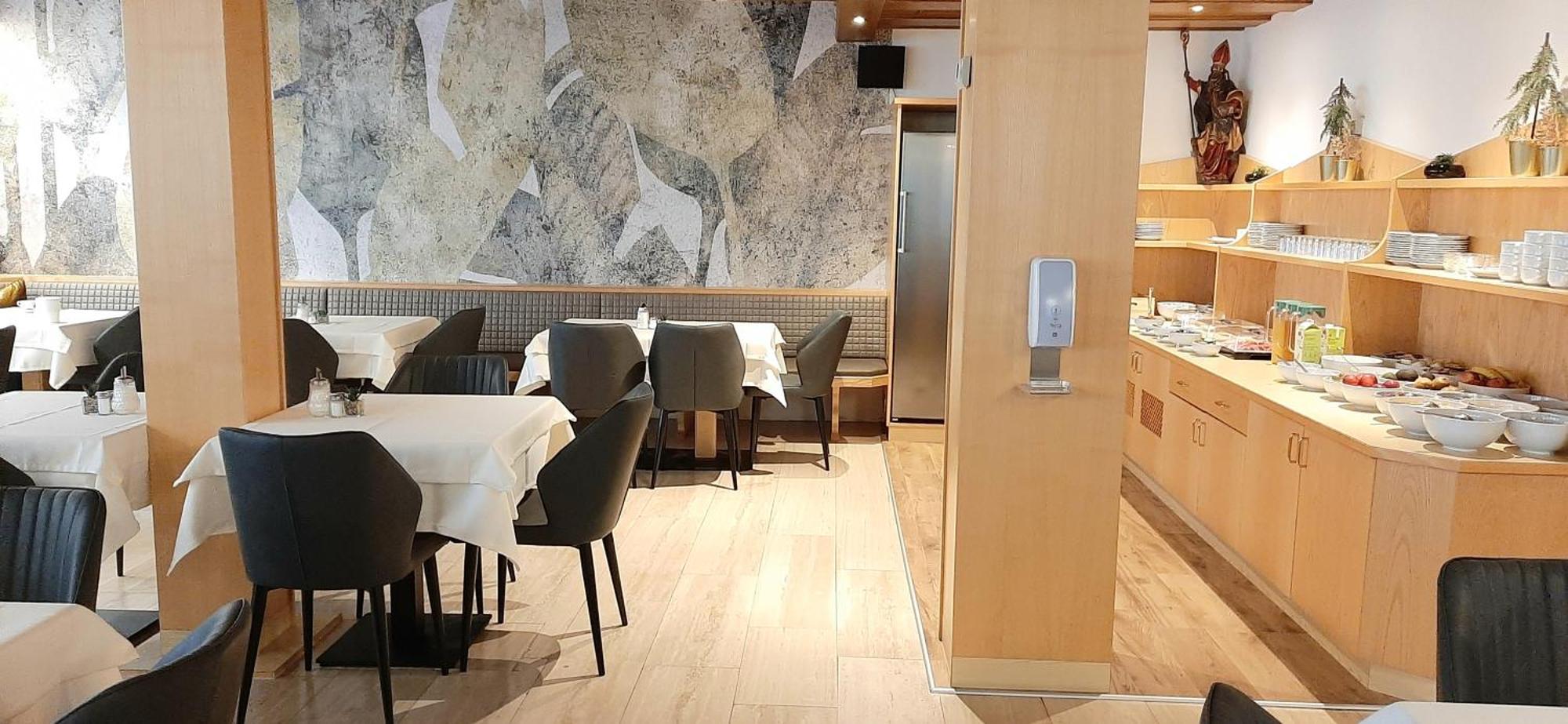 Hotel Garni Bergland ノイシュティフト・イム・シュトゥーバイタール エクステリア 写真