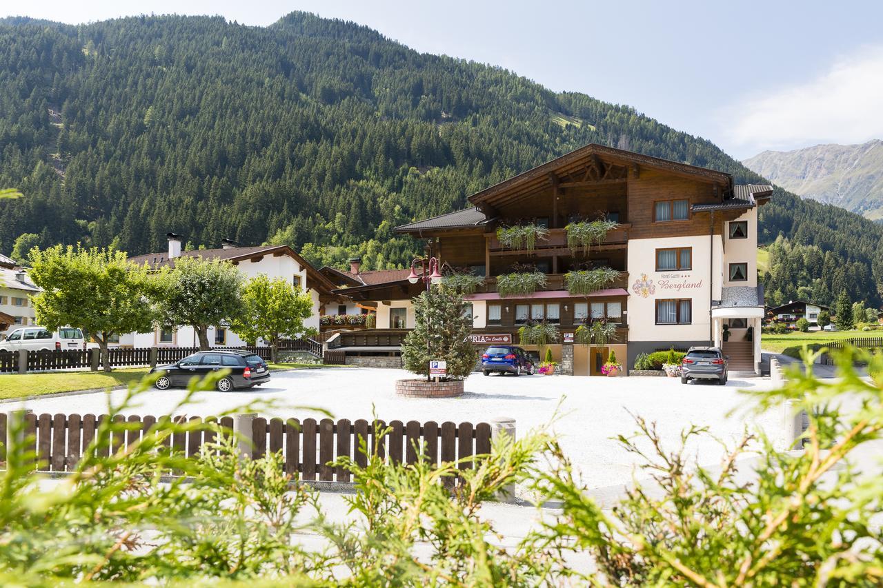 Hotel Garni Bergland ノイシュティフト・イム・シュトゥーバイタール エクステリア 写真